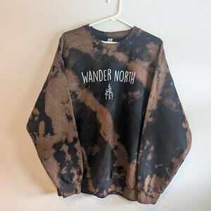 *3/$25* Women's Bleach Dyed Wander North Graphic Crewneck Sweatshirt - XL